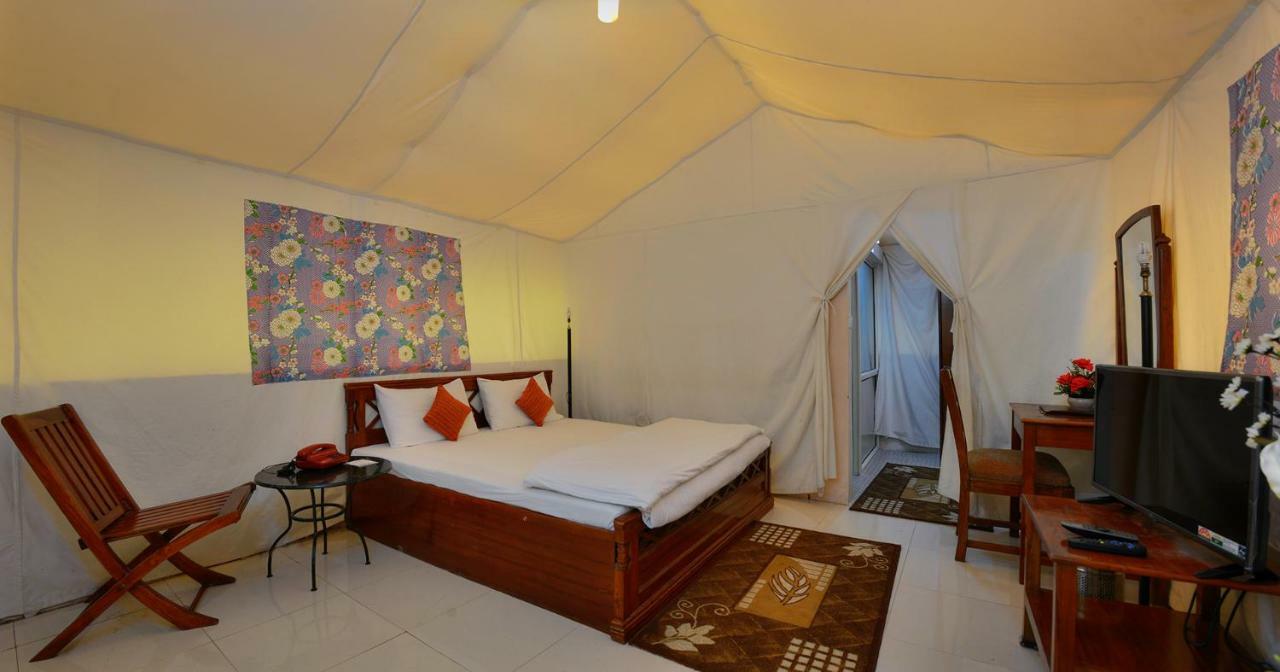 The Orchha Resort Eksteriør billede