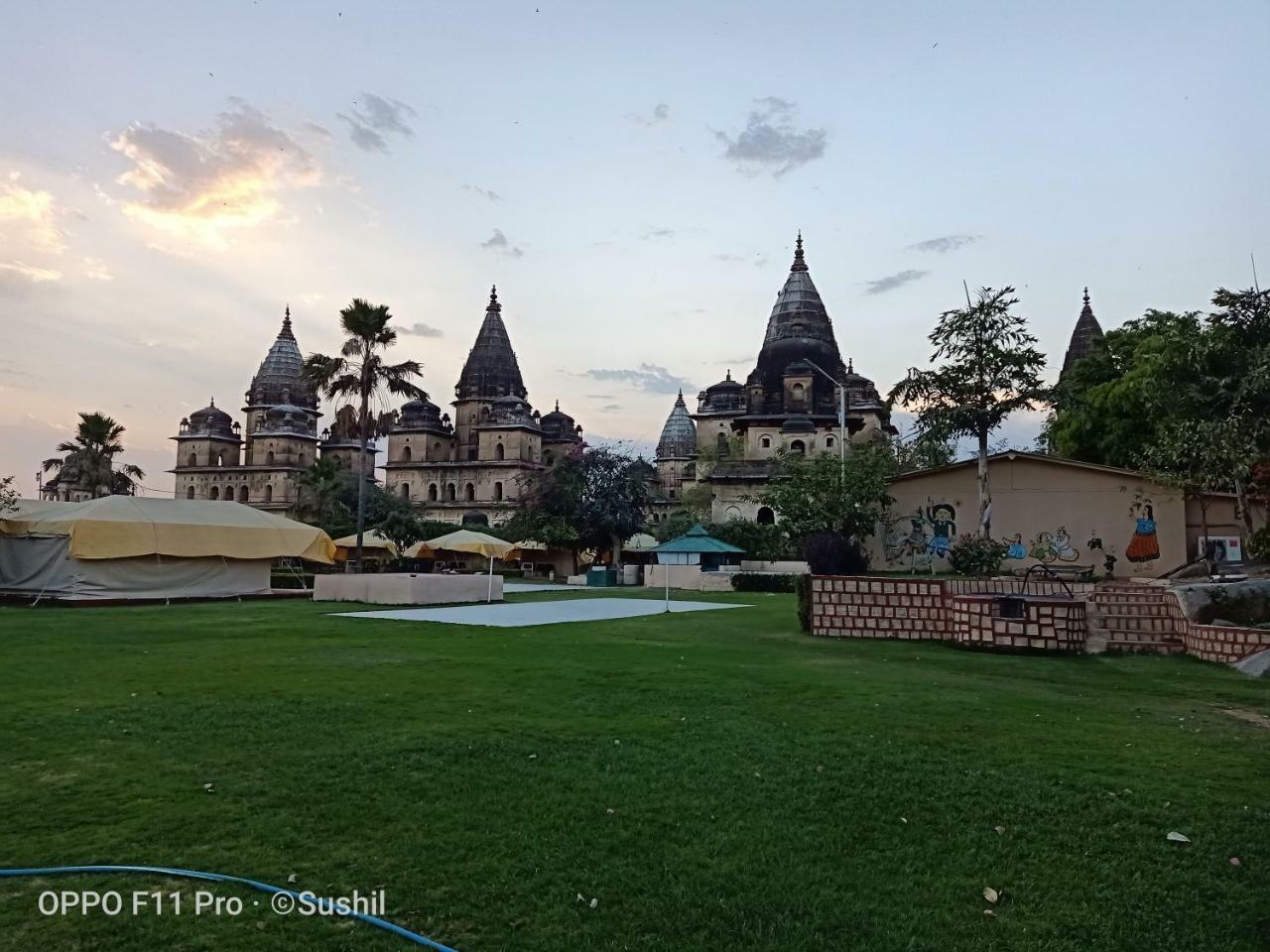 The Orchha Resort Eksteriør billede