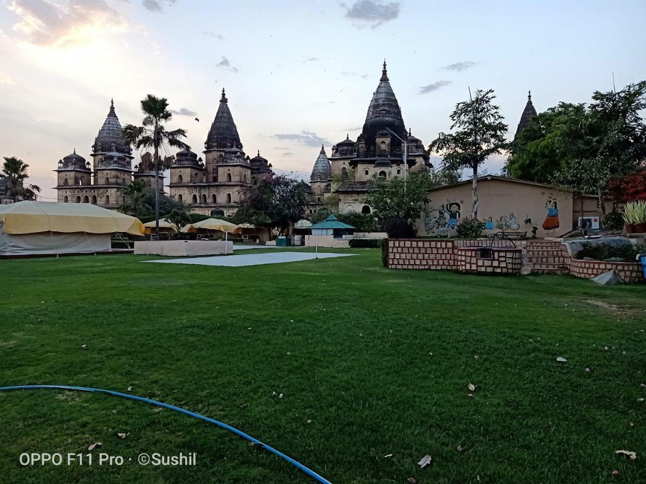 The Orchha Resort Eksteriør billede